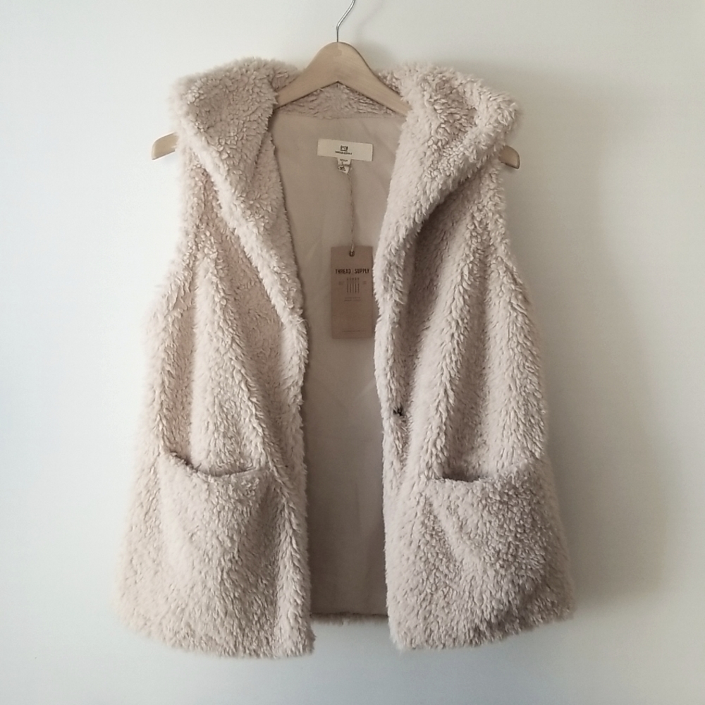 Thread & Supply Sherpa Vest Tan Medium